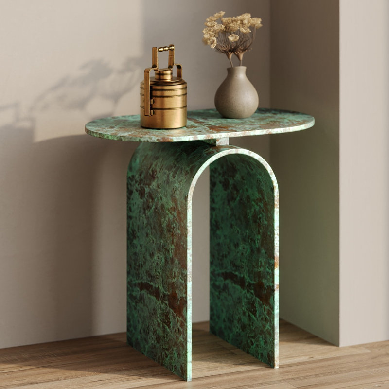 Table de bout en métal Patina