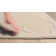 Tapis géométrique beige en laine fabriqué à la main Romina