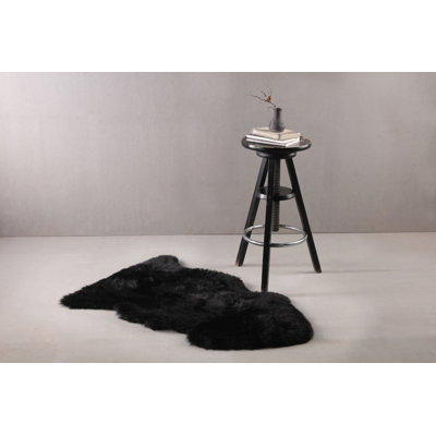  Area Rug Handcrafted Longwool Sheepskin Indoor Area Rug 24" W x 39" D