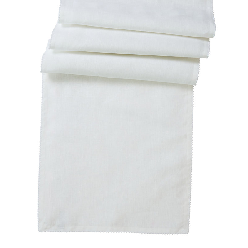 Berry Scallop 18" X 90" Table Runner, White