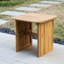 Table d'appoint carrée en bois d'acacia Brewsty