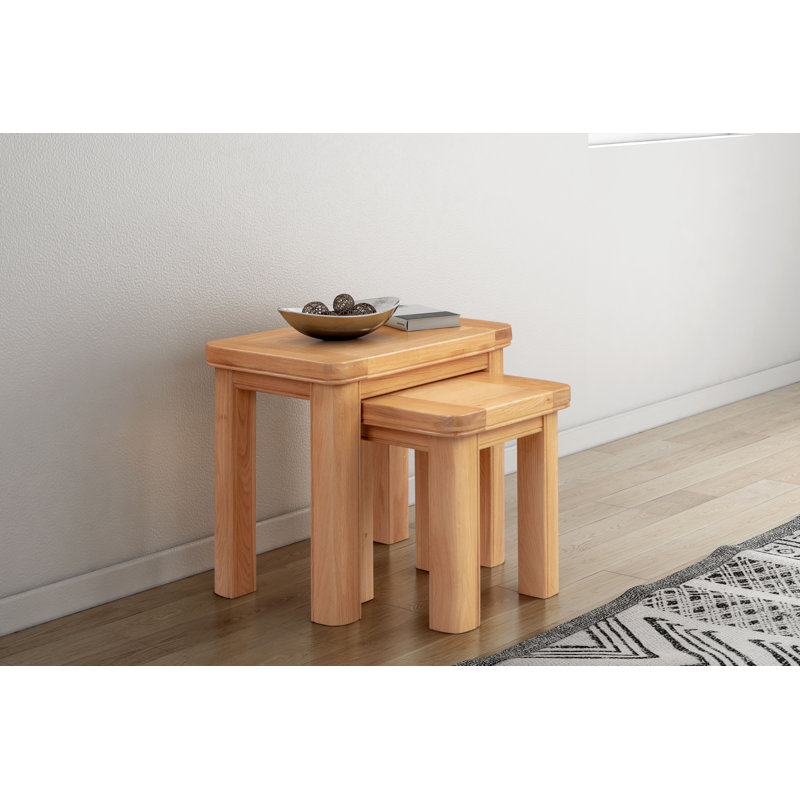 Comfrey Nesting Tables, Natural