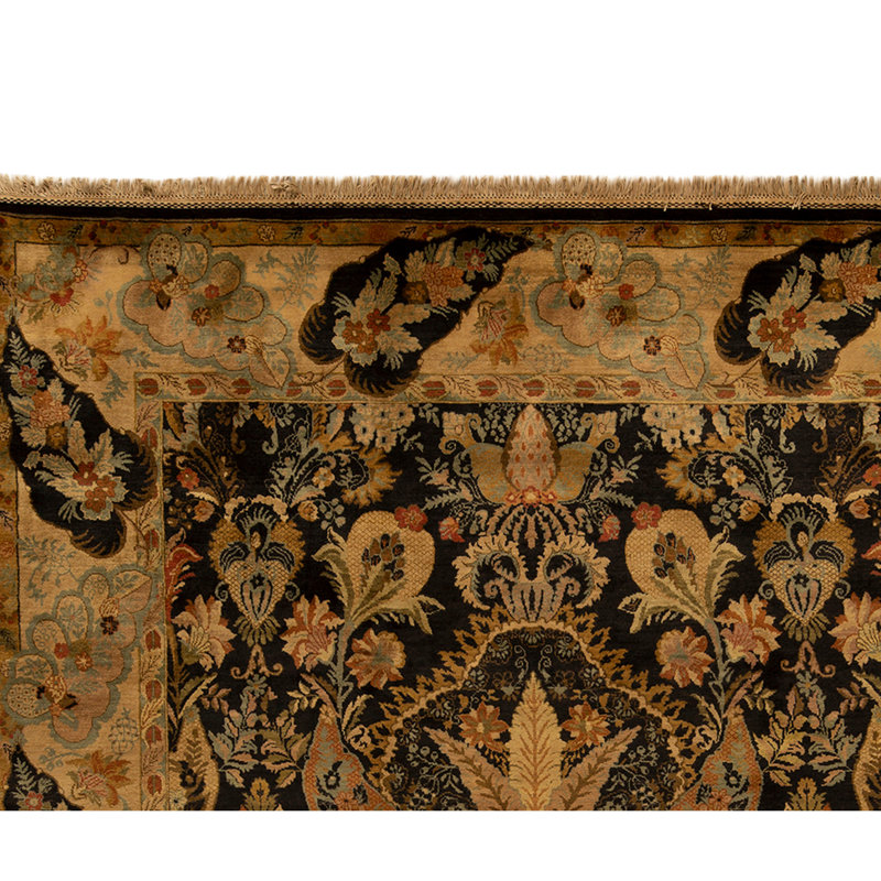 Hand Knotted Wool Oriental Area Rug in Black And Ivory