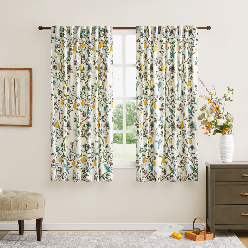 Luxury Velvet Fancy Hummingbird Blackout Curtain. Rod Pocket Back Tab Thermal Insulated Room Darkening Drapes（set of 2）