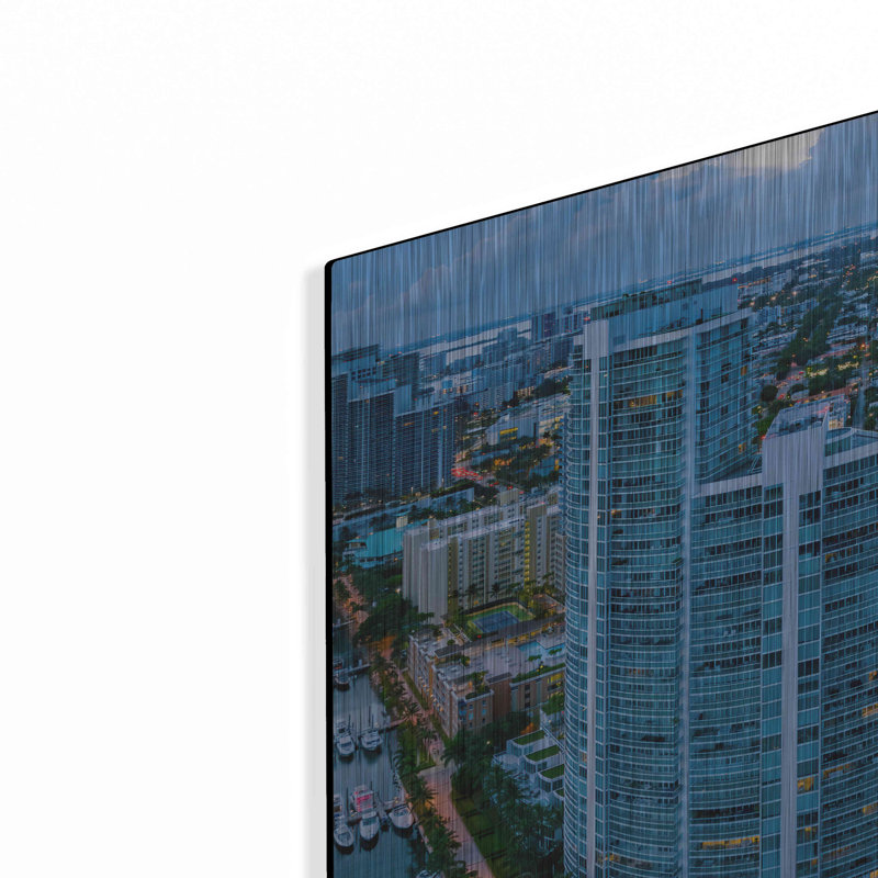 "Miami Citiscape" par AKG, H 12 po x l 36 po