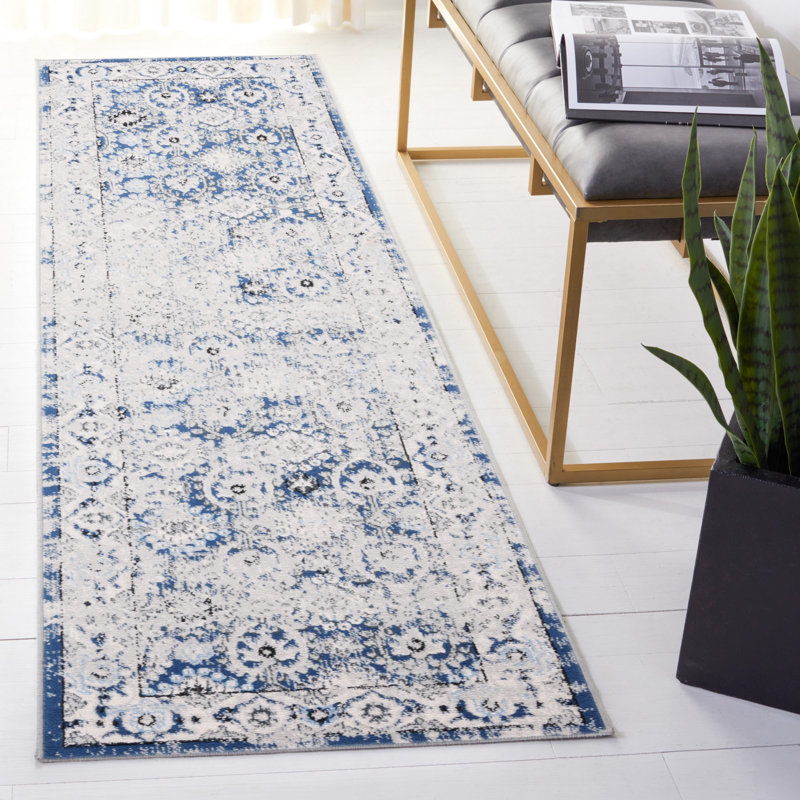 Odyssey Performance Oriental Rug, Runner 2'2" x 8'