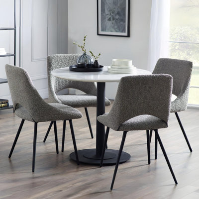 Esman 4 - Person Dining Set