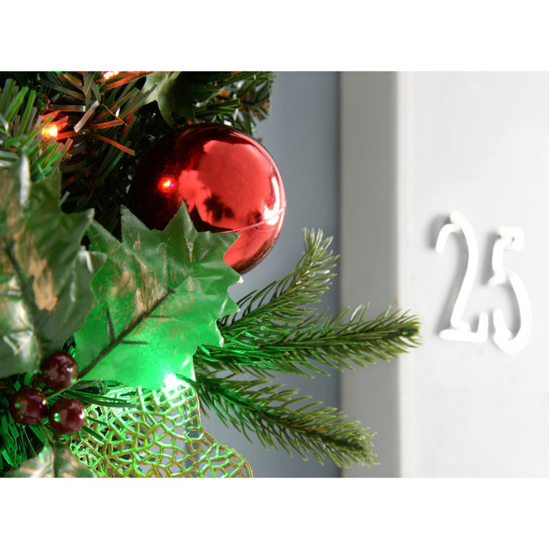 Lighted 60cm Wreath