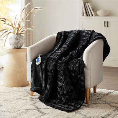 Gracie Mills Brentwood Heated Throw