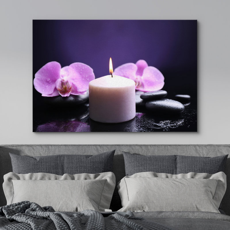 Bougie brûlante orchidée avec pierres florales et basaltes, H 16 po x l 24 po