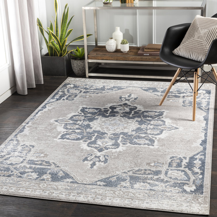Gittens Oriental Indoor Rug