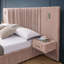 Très grande base de lit tapissier avec tissu en chenille, conception plissée, table de chevet intégrée et lampe réglable-448900238-448900232