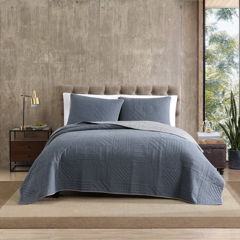 Casual Comfort Denim Blue & Chrome Gray Full Cotton Quilt Set