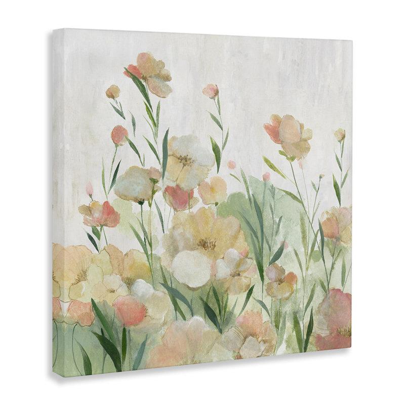 Art mural sur toile Blush Florals Meadow, design par Hannah Dawson, H 24 po x l 24 po
