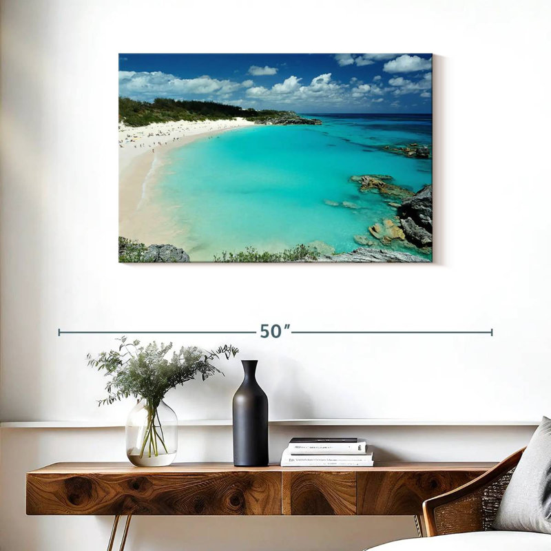 Gillard Bermuda, 24" H x 36" W
