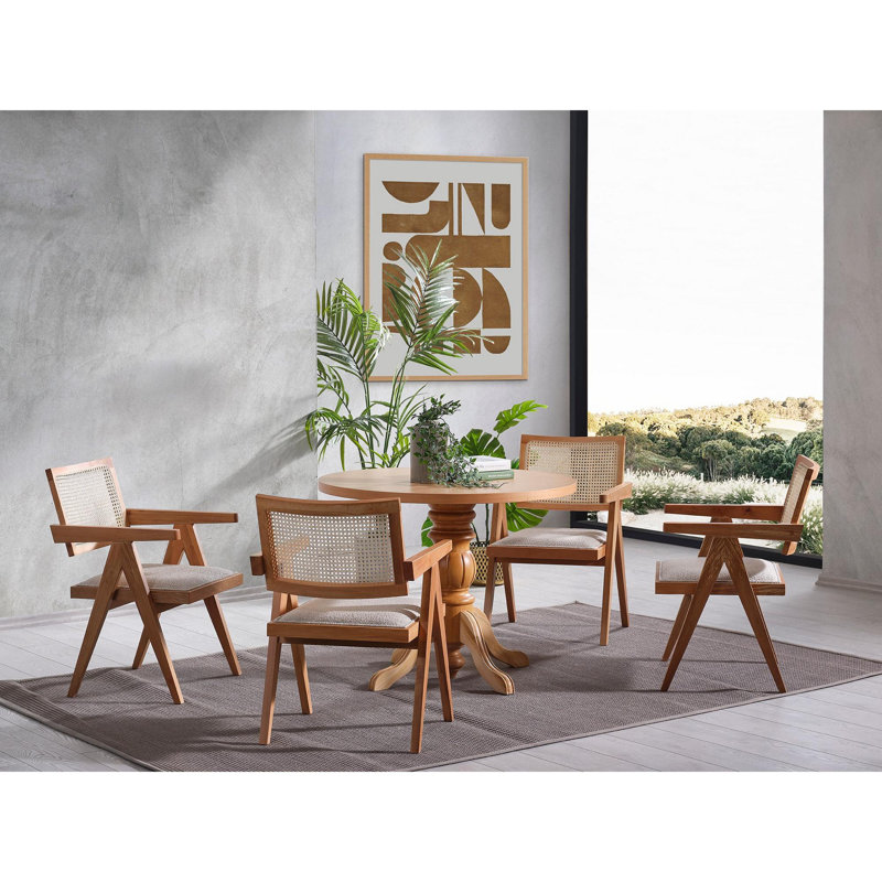 Ferro 4 - Person Dining Set