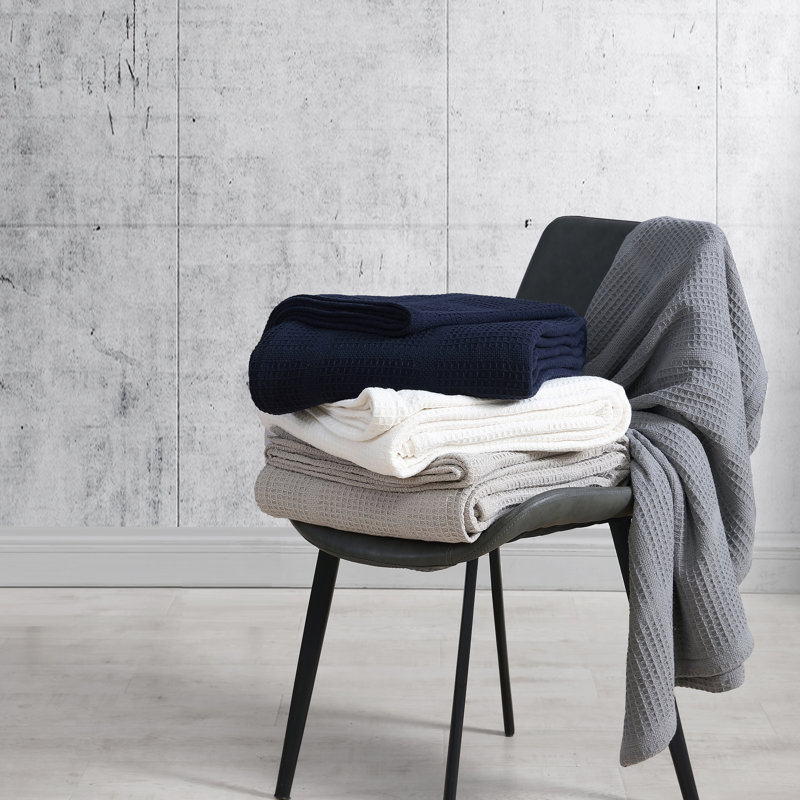 Cozy Waffle Weave Medium Gray Cotton Blanket - Full/Queen