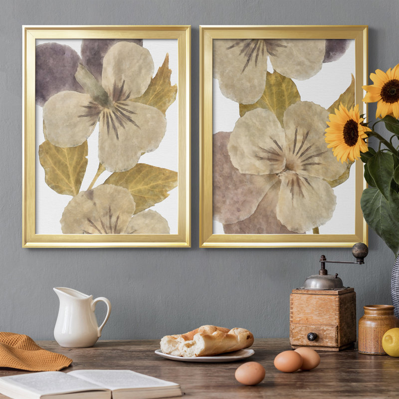 «Neutral Pansy I», ensemble de 2 impressions sur toile encadrées, H 36,5 po x l 26,5 po x P 1,25 po, Cadre doré