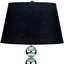 Lampe de table en argent avec abat-jour noir