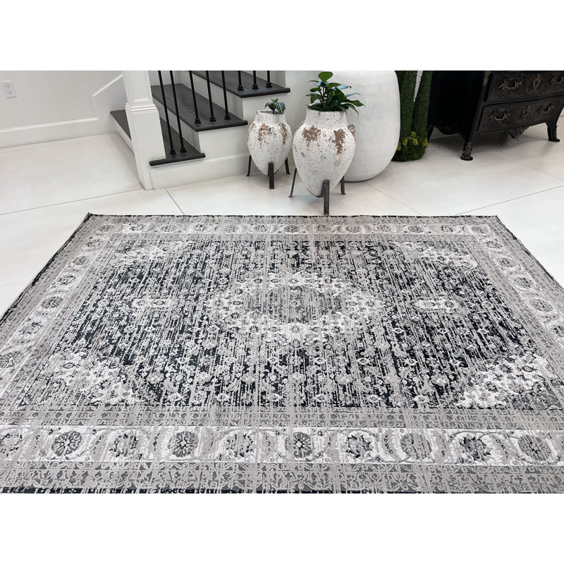 Tapis persan à aspect oriental délavé, Rectangle 5 pi 3 po x 7 pi 5 po