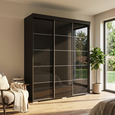 Garde-robe noire 71 po Aria