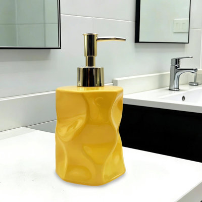 Water Bottle Distorted Shape Hand Soap Bottles   Hotel Bathroom Lotion Bottles And Shower Gel Refill Bottles   Customizable Pump Bottles