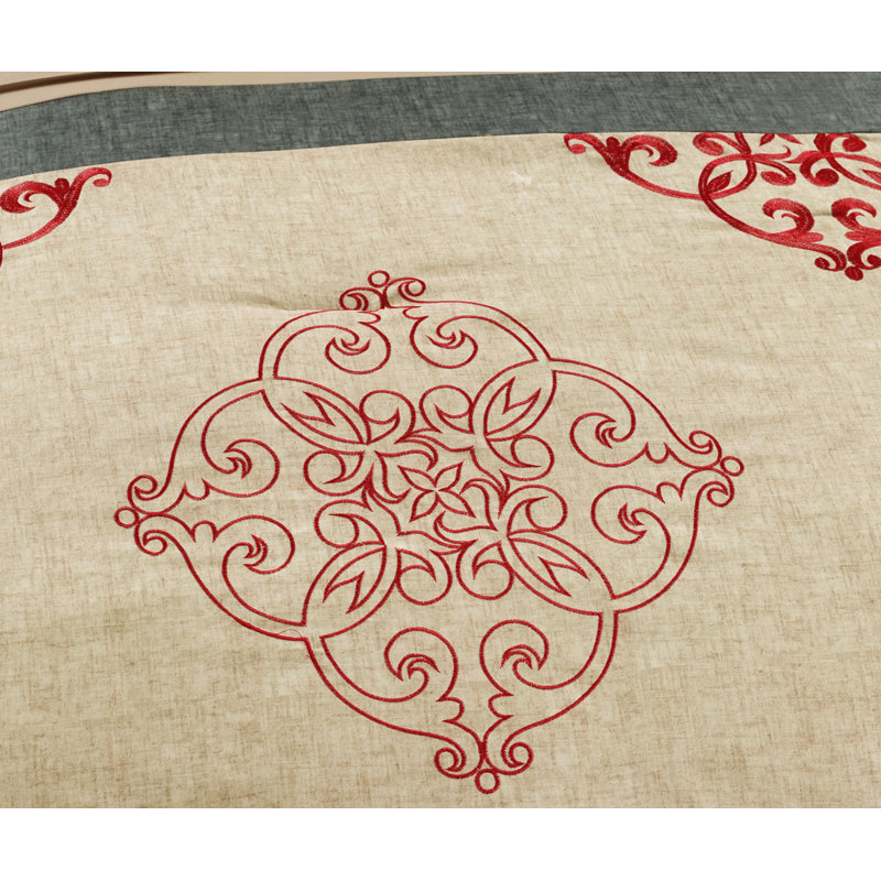 Amelia Modern & Contemporary Damask Comforter, Queen