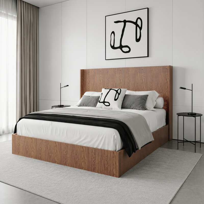 Tête de lit de 44,5 po, lit plateforme très grand avec rangement, King, Brown