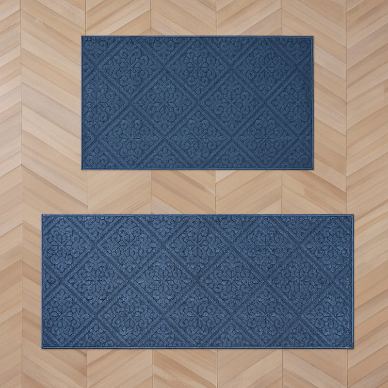 Austell Machine Woven Synthetic Area Rug in Blue, Rectangle 2'2" x 3'9"/Runner 2'2" x 5'