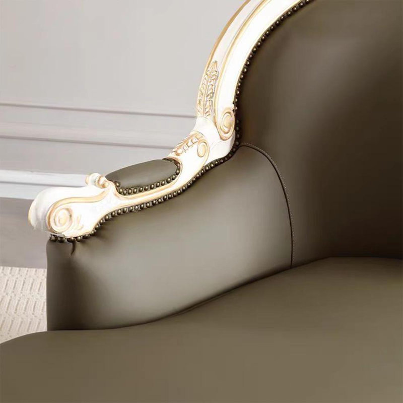 Chaise d'art en bois massif sculpté, Orienté à droite