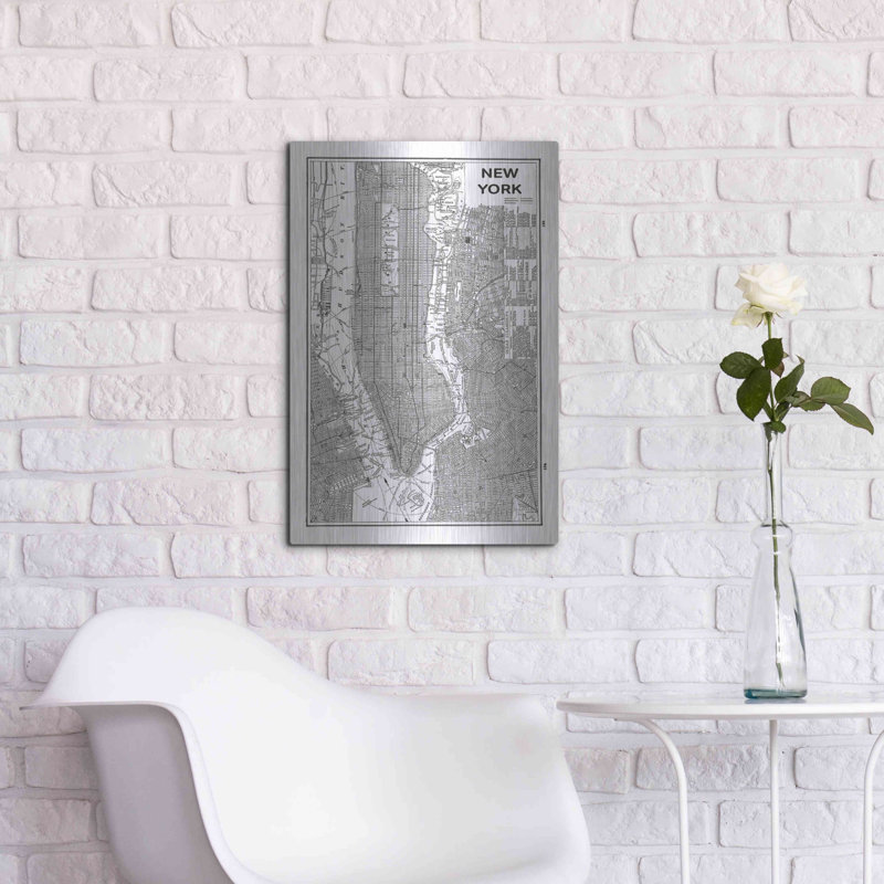 «Inverted New York Map» par Sue Schlabach, H 24 po x l 16 po