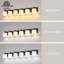 Luminaire de meuble-lavabo de salle de bain avec abat-jour en verre opale-558657656-558349879