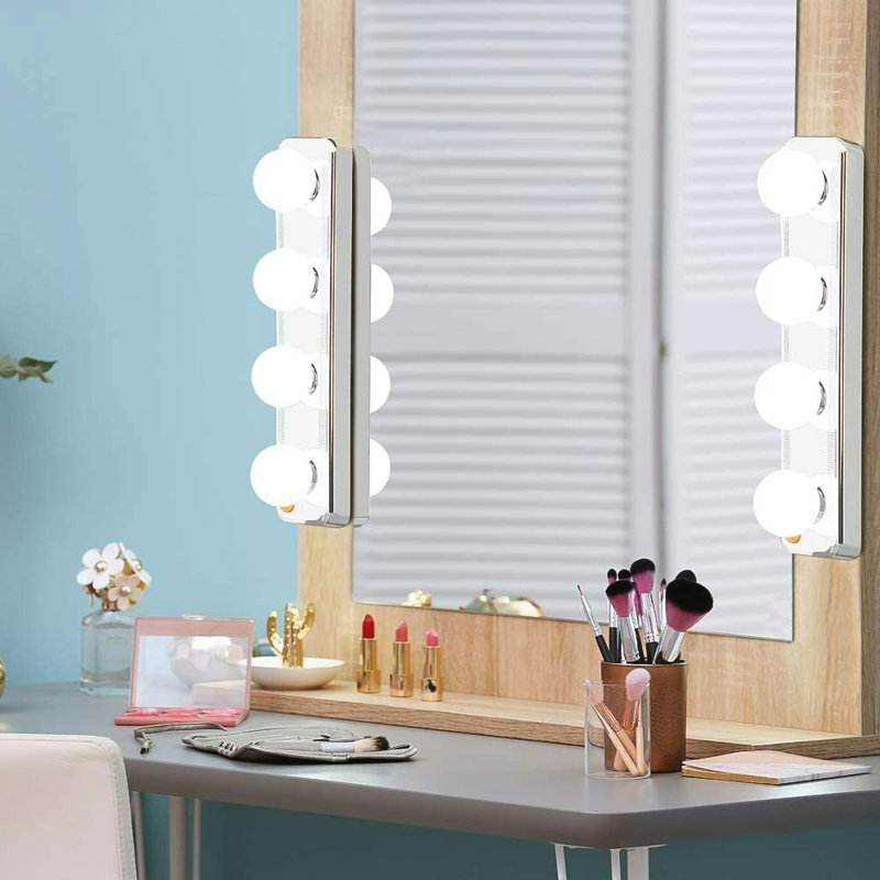 Miroir de maquillage à DEL avec 4 ampoules Christanna