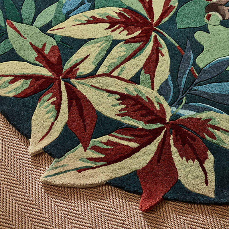 Hand Tufted Wool Floral Area Rug, Round 4'11"