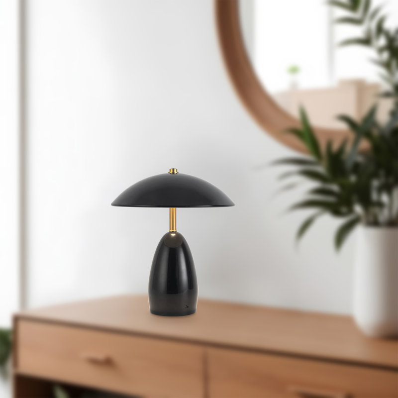 Lampe de table à DEL à intensité variable noire 9 po Guadeloupe, 120 lumens, 3 W, H 10,63 po x l 9,13 po x P 9,13 po
