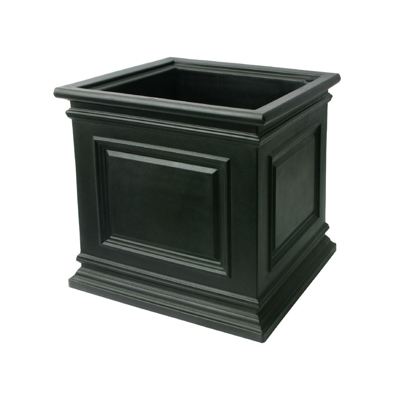 Takeia Square Planter Box, Black