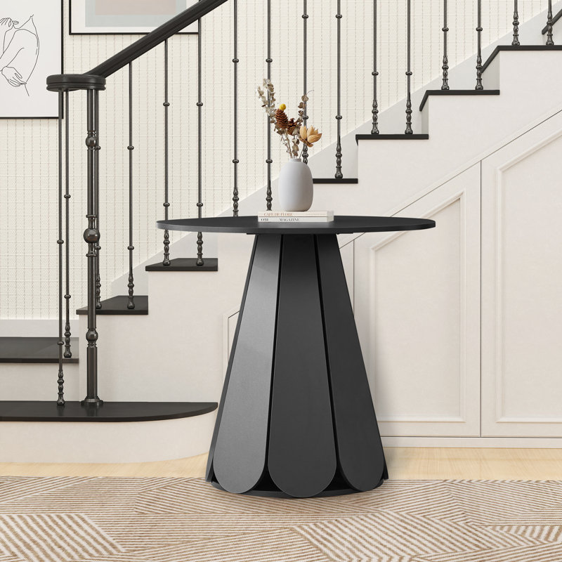 31.5'' Round Pedestal Dining Table, Black