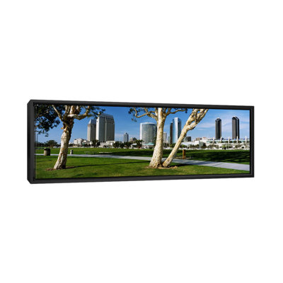 «Embarcadero Marina Park, San Diego, California», reproduction de photo sur toile