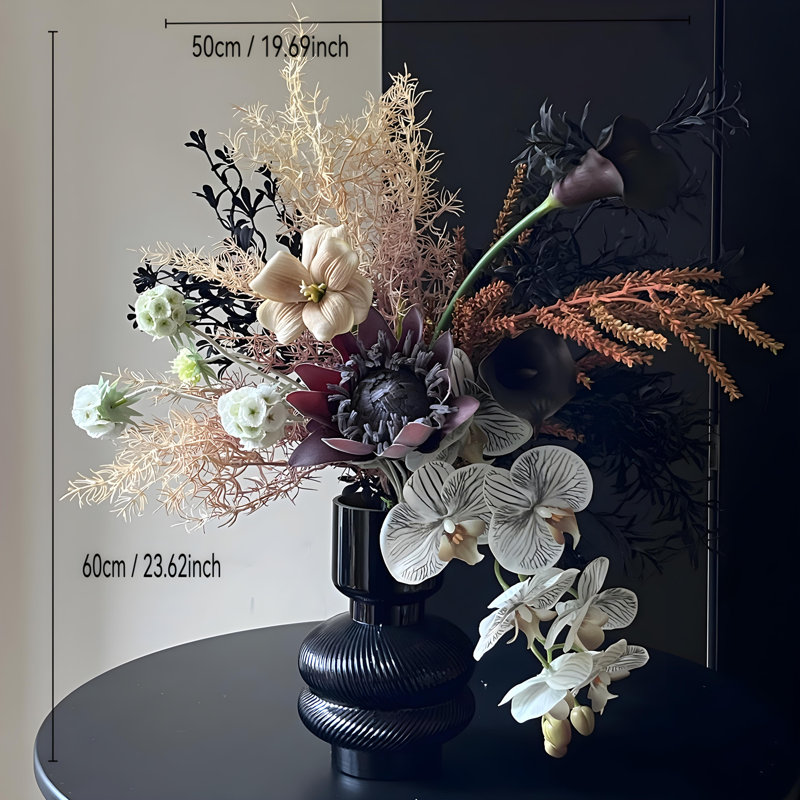 Ornements de fleurs simulées