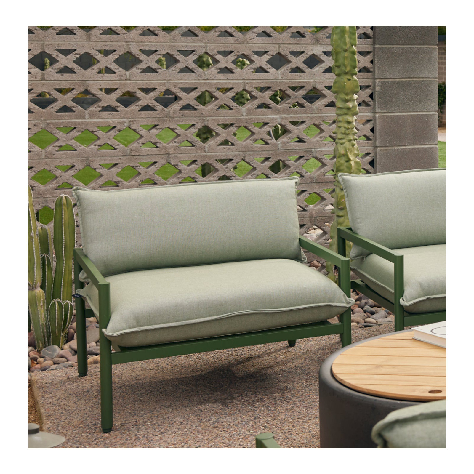 Terra Outdoor Lounge Chair, Olive