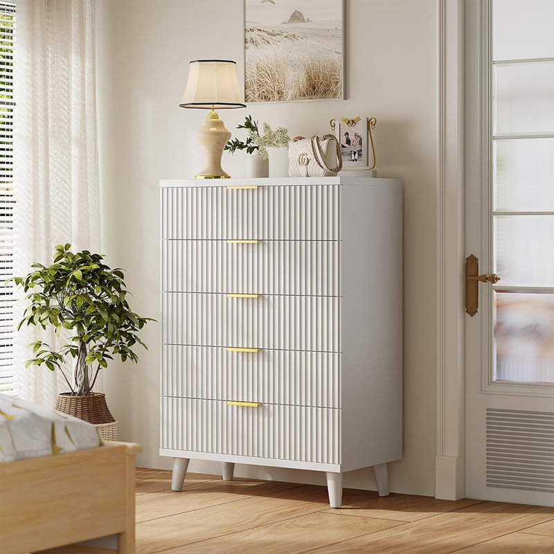 Commode blanche pour chambre à coucher, tiroirs hauts en bois, commode moderne cannelée 5 tiroirs blanc