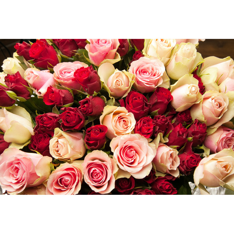 Grand bouquet de roses par Mashabuba, H 12 po x l 18 po