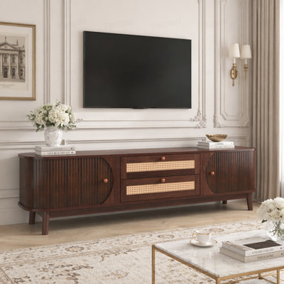 Meuble télé en rotin pour téléviseur de 75 po ou moins, console multimédia de style campagne moderne, centre de divertissement avec pieds en bois massif et meuble télé
