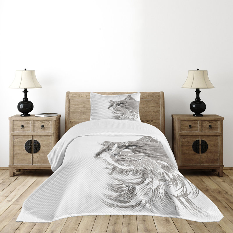 Twin White Quilted Bedspread Set with Cat Design