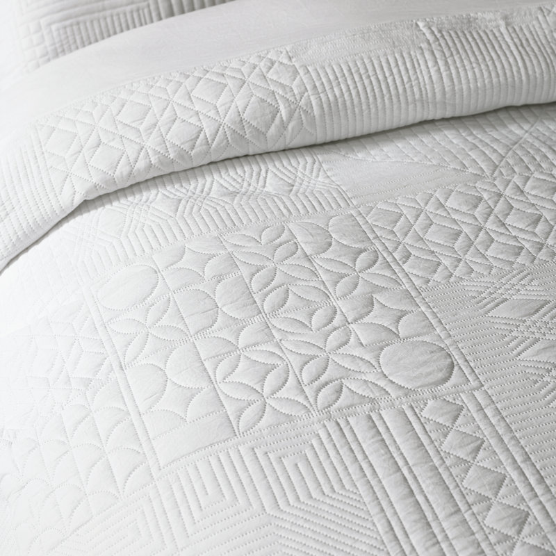 Folkstone Geo Duvet Cover Set, Super King Duvet Cover + 2 Standard Pillowcases, White