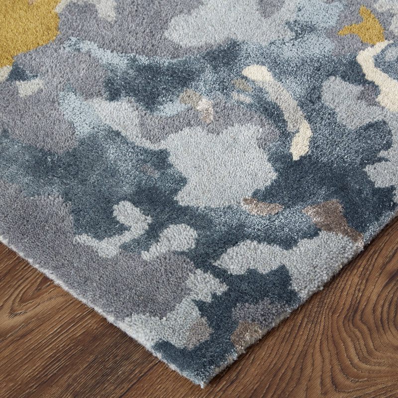Dafney Floral Area Rug in Blue, Rectangle 3'6" x 5'6"