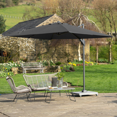 Aarne 270cm Cantilever Parasol
