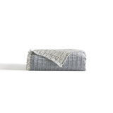 Devon Throw