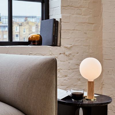 Knuckle Globe Lamp