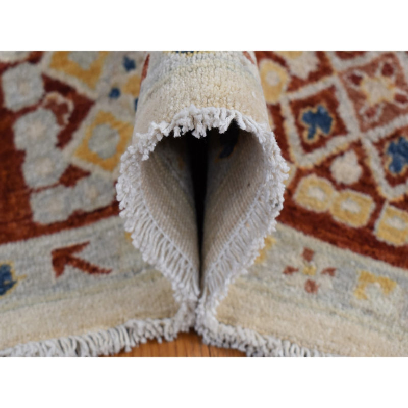 Tapis blanc en laine noué à la main 7 pi 9 po x 9 pi 9 po Peshawar 7B41F83E77D345AF885AA5FBBFE3B6FC